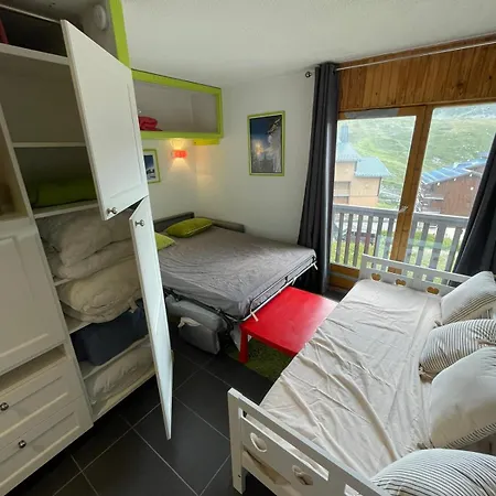 In Out 5 Personnes Vue Cime Caron *