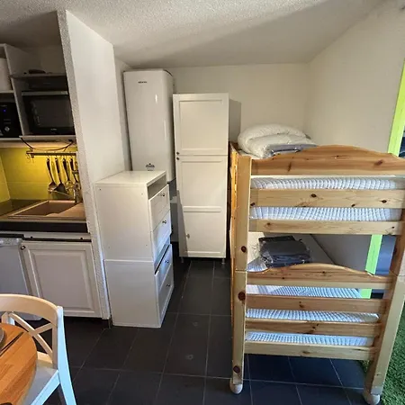 In Out 5 Personnes Vue Cime Caron Daire Val Thorens