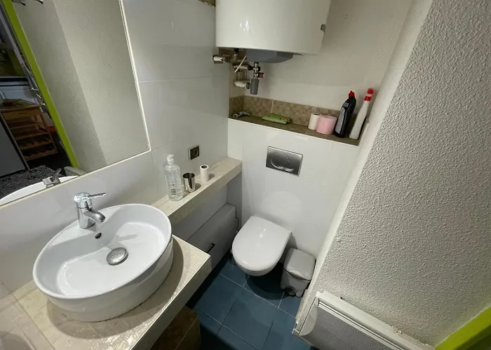 In Out 5 Personnes Vue Cime Caron