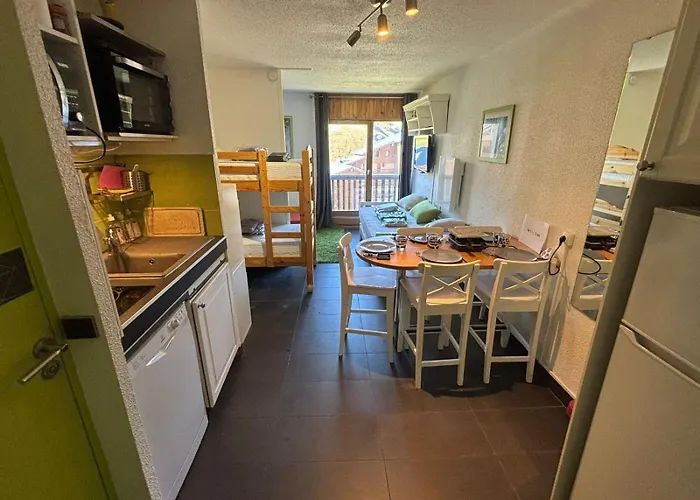 In Out 5 Personnes Vue Cime Caron *