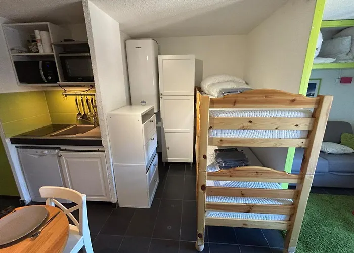 In Out 5 Personnes Vue Cime Caron Daire Val Thorens