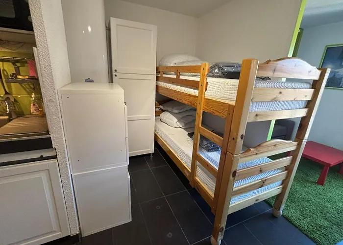 In Out 5 Personnes Vue Cime Caron * Val Thorens