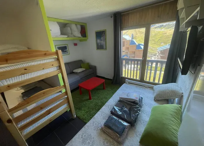 In Out 5 Personnes Vue Cime Caron